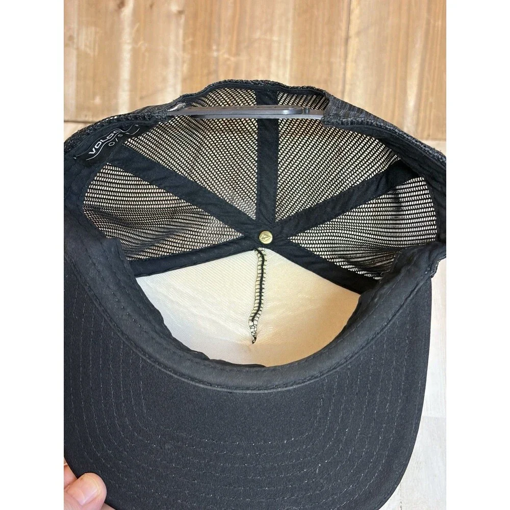 Men’s Black Solid Mesh Snap Back Trucker Hat Adjustable 0/S  Volcolm